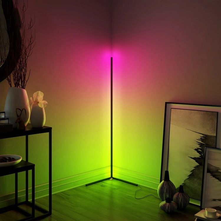 Lampade: 2x minimalistische Stehleuchte – Usato da Birmensdorf ZH venduto da loo_c8m8 2