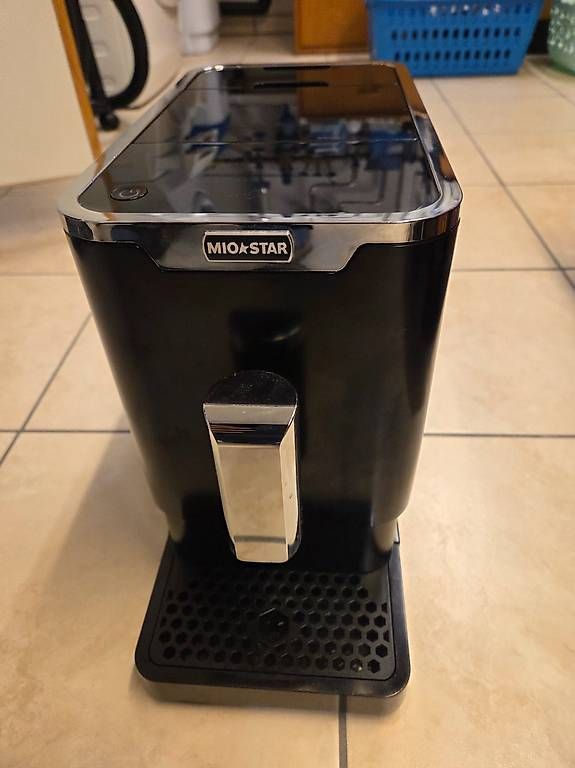 Macchine per caffè & Macchine per espresso: Kaffeevollautomat MioStar  – Usato da Büttikon AG venduto da Peet1