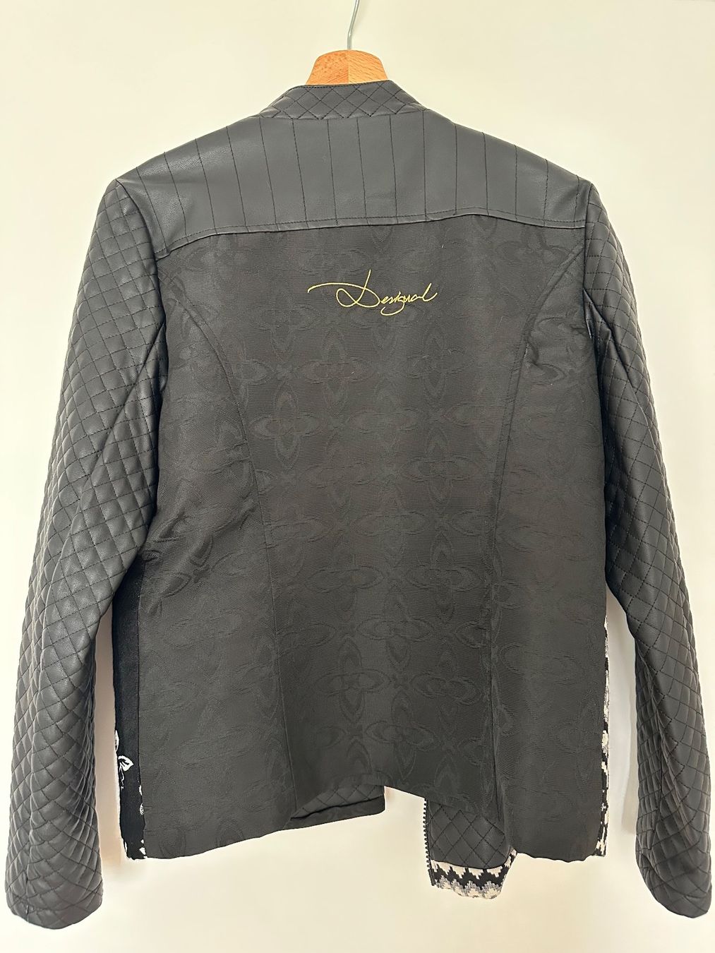 Desigual Giacche: Desigual Jacke NEU  Grösse 40 – Nuovo (secondo la descrizione) da Oftringen venduto da Breza22 1
