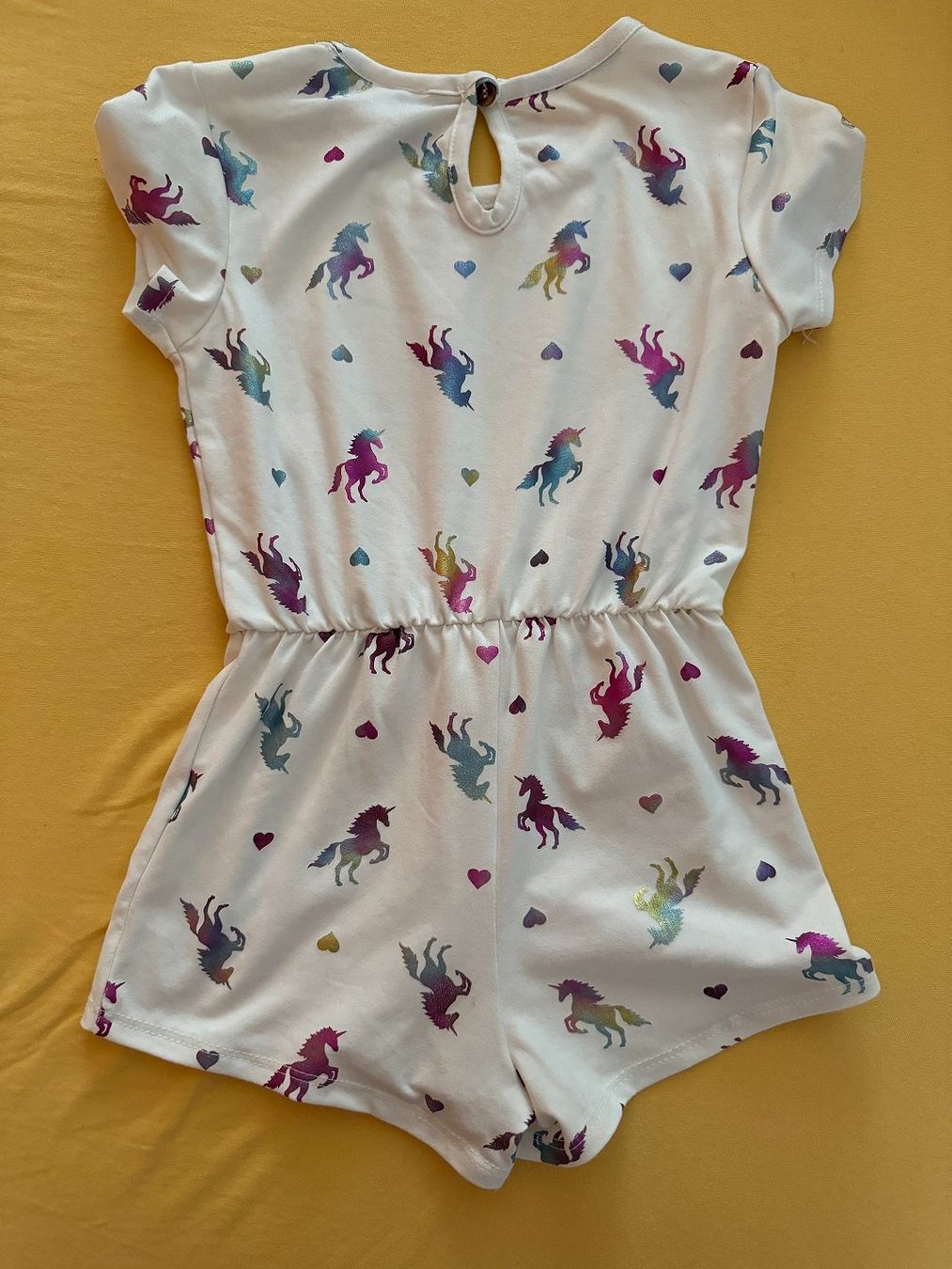 Lotti & Set di vestiti: 2 schmucke wenig getragene Kleider mit Einhörner, Gr. 5 J. – Usato da Horgen venduto da Feli39 1