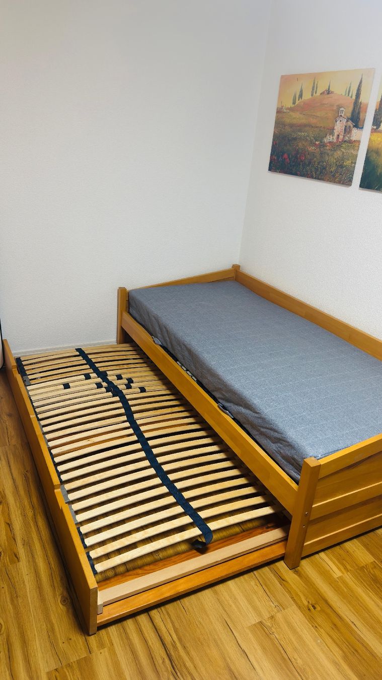 Betten: Daybed with pull-out bed and drawers wood good condition – Gebraucht aus Zürich von jei_mm88 3