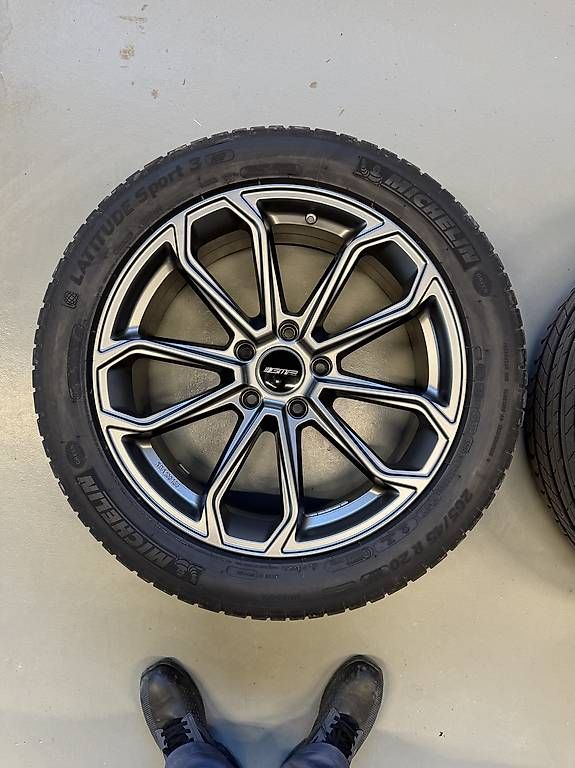 Pneumatici & Ruote complete: Porsche Macan Kompletträder NEU – Nuovo (secondo la descrizione) da Kirchdorf BE venduto da AmericanFootball.35