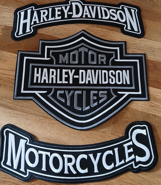Harley-Davidson Toppe: Ecussons Harley-Davidson Motorcycles J106 – Nuovo e nell'imballaggio originale da Allens venduto da MADE.IN.ROCK.N.ROLL 1