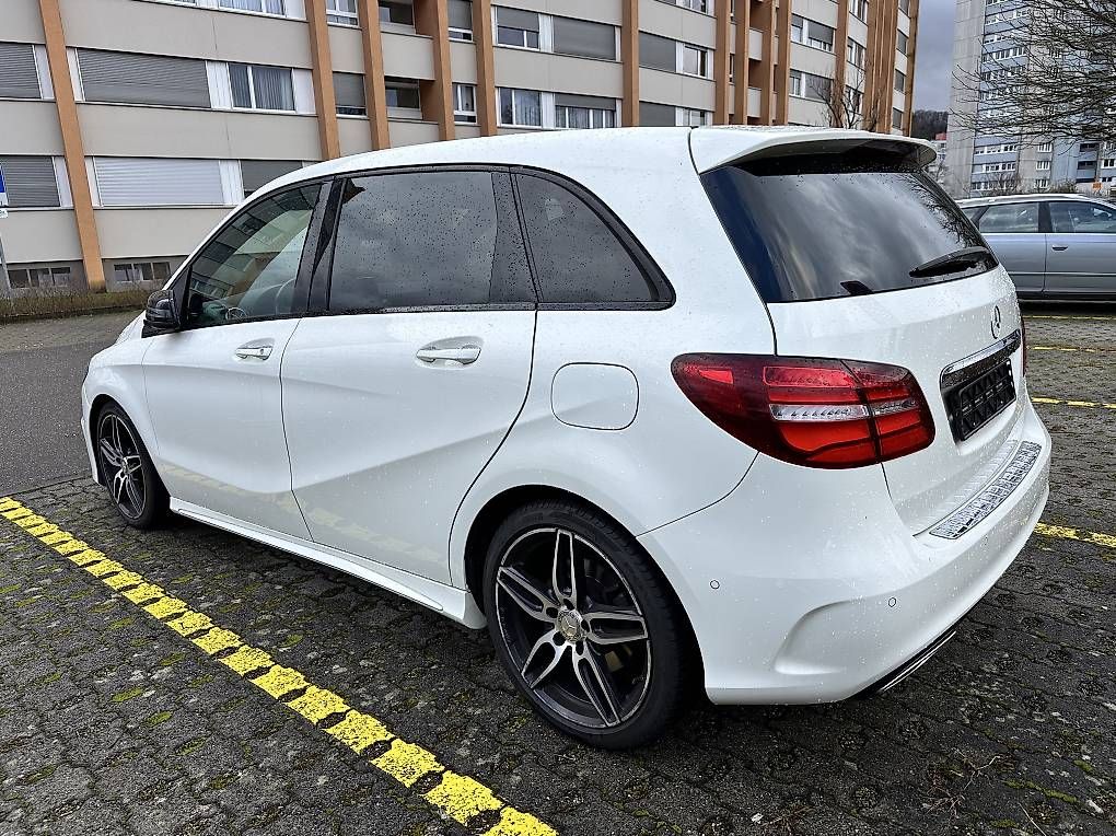 Mercedes-Benz Automobili: TOP Auto frisch ab Service – Usato da Brugg AG venduto da Killerburrito 1