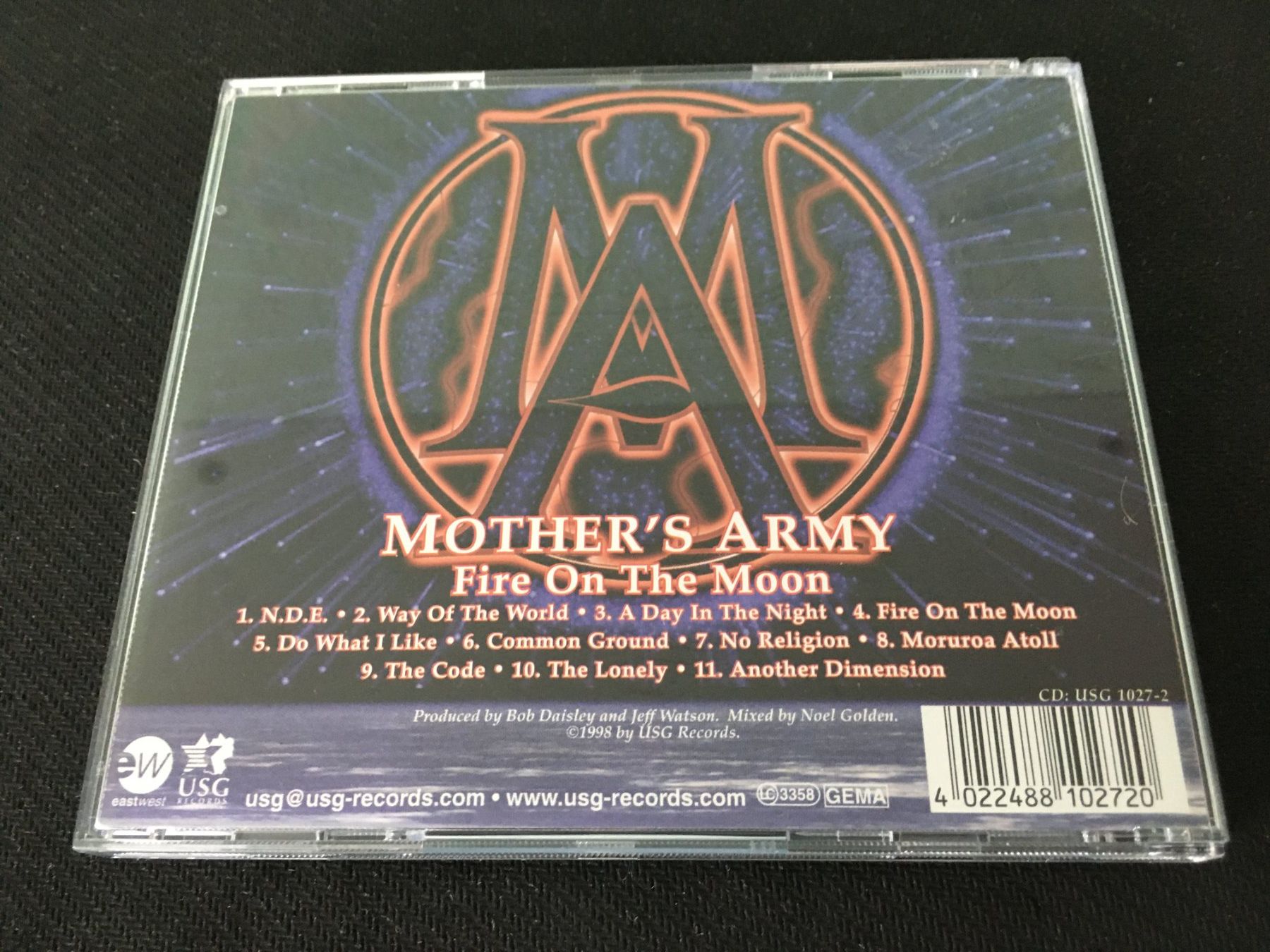 CD: Mothers Army - Fire on the moon -CD- – Usato da St.Gallen venduto da MedienJoe 2