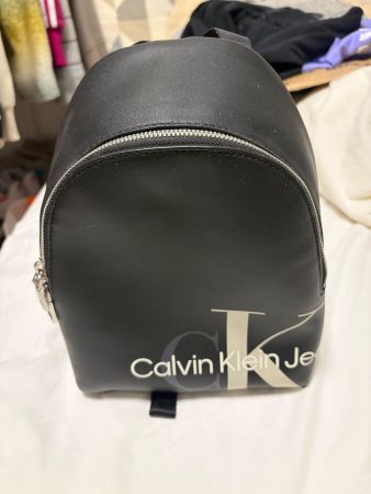 Calvin Klein Jeans Rucksack, neuwertig, schwarz, Top!