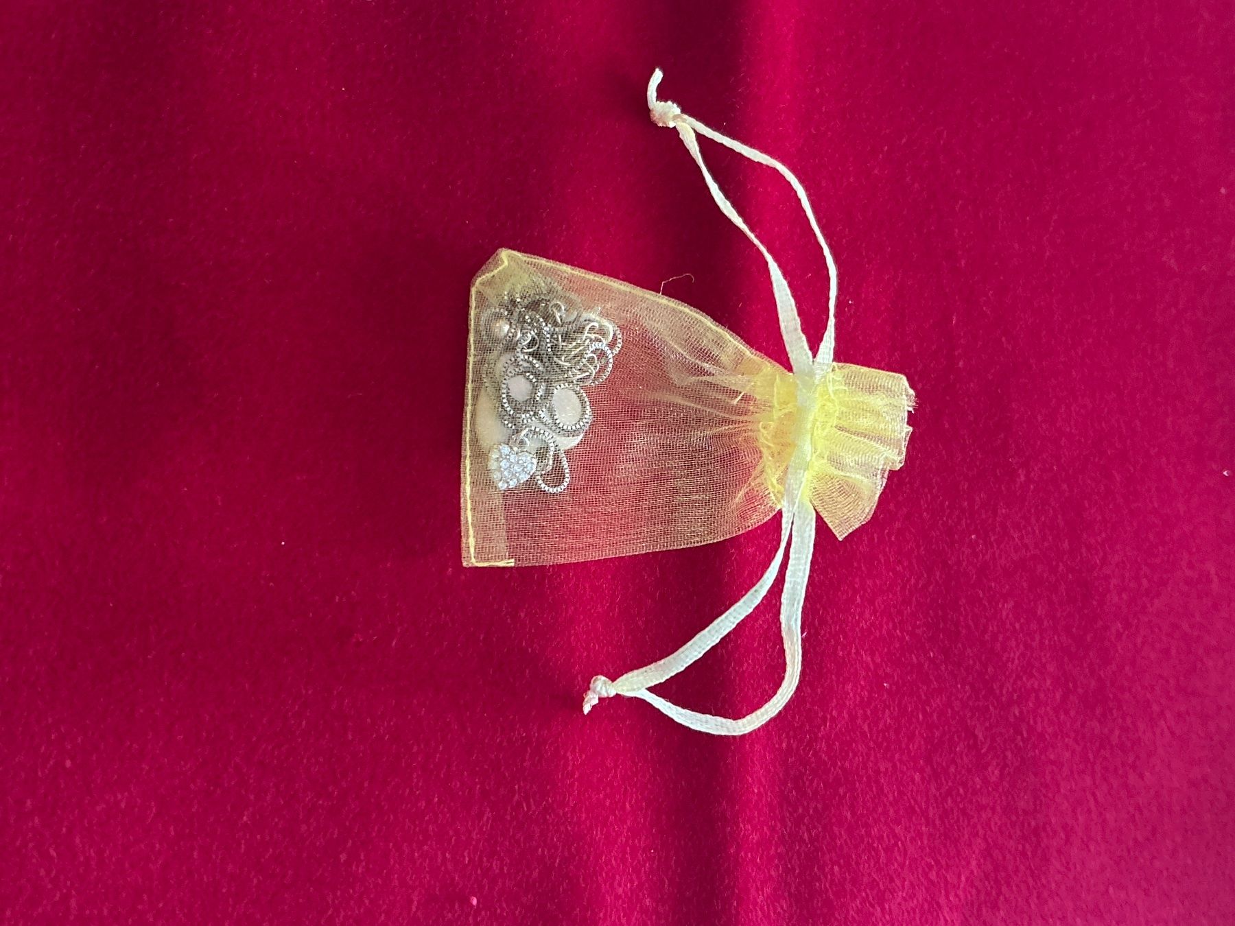 Ketten: Modeschmuck Halskette mit  2 Herze goldfarbenen – Gebraucht aus Brunnen von Nala2929 8