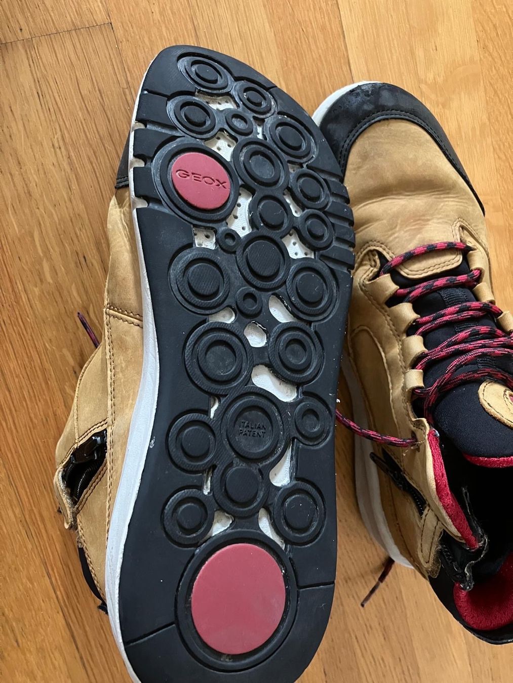 Geox Chaussures garçon: Geox  Herbstschuhe Gr.39 – D'occasion à Emmenbrücke par manusti 1