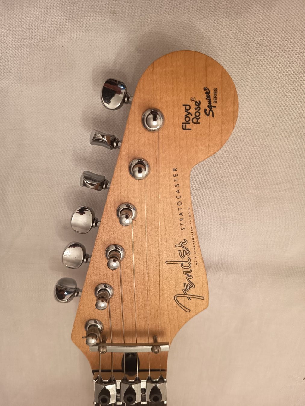 Fender Musikinstrumente: Fender Stratocaster – Neu (gemäss Beschreibung) aus Zollikerberg von sgarbi1903 5