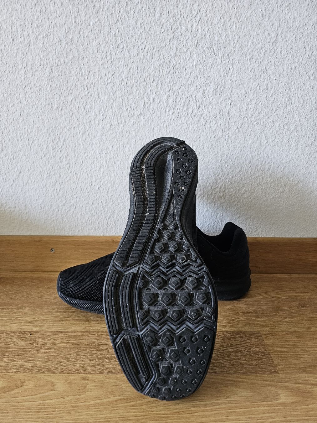 Scarpe da uomo: Nike Downshifter Laufschuhe – Usato da Zürich venduto da Saskiaduerst 2