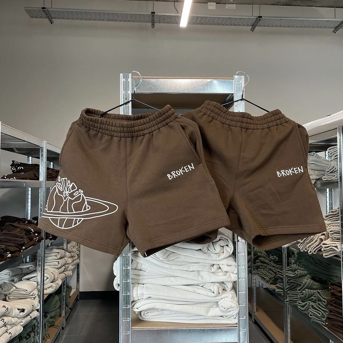 Pantaloni: Broken Planet Market Shorts brown size M – Usato da Kirchberg SG venduto da schwarzekatze7 3