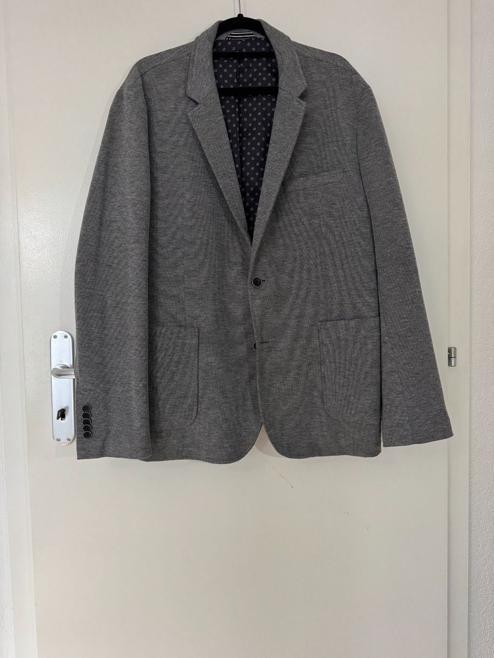 C&A Giacche: Veste Blazer homme gris C&A Taille 28 – Usato da Yvonand venduto da log_t9ks