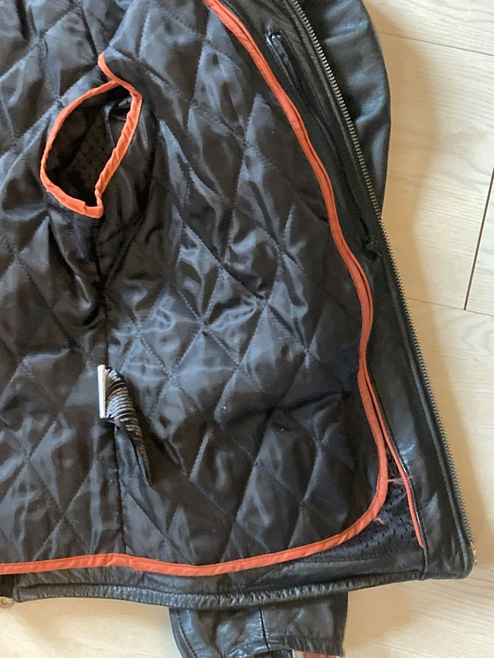 Harley-Davidson Giacche: Motorradjacke Leder Harley Davidson – Usato da Auenstein venduto da brugdy 2