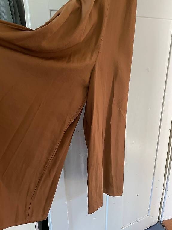 Kleider: Abendkleid / Jumpsuit von Cos – Gebraucht aus Winterthur von Wyl_ma 4