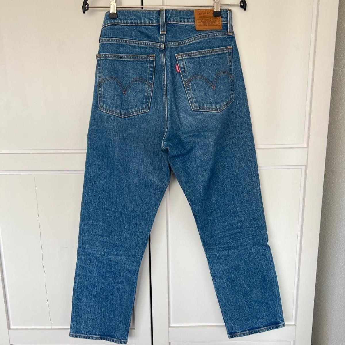 Levi's Jeans: Levi's Wedgie Straight Jeans, Size 26 – D'occasion à Muri b. Bern par SigridW 1