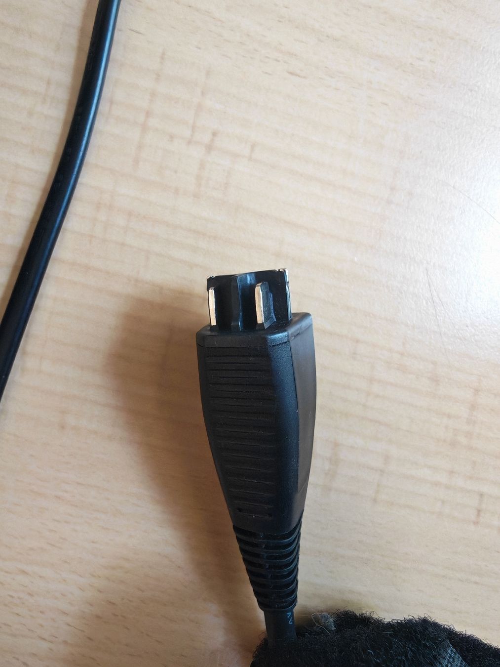 Bosch Caricabatterie: Bosch E-Bike Ladegerät, BPC3400, 4A Charger – Usato da Bern venduto da Gloeis 3