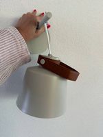 2 Wandlämpchen (Set) in Graubeige matt mit Lederdetail