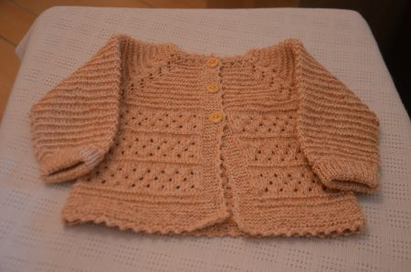 TAILLE 68 - VESTE NEU - HANDARBEIT