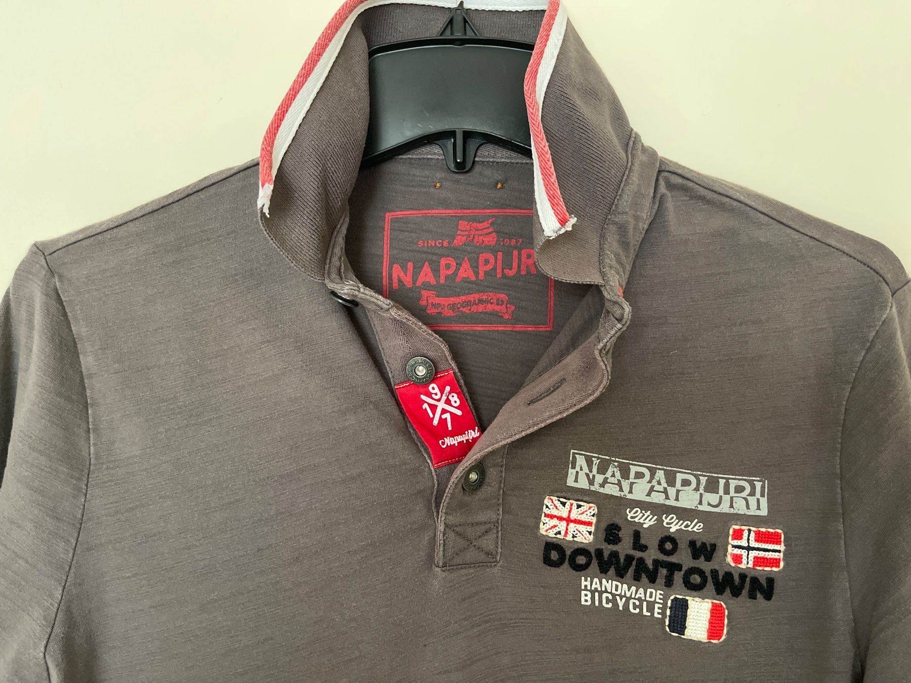Napapijri Hemden: Napapijri  Sweatshirt Gr S – Gebraucht aus St. Gallen von StyleAndMore23 1