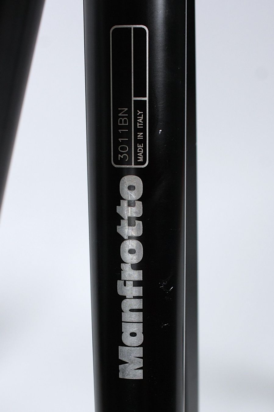 Manfrotto Treppiedi & Teste: MANFROTTO Kamerastativ mit 2-Wege-Neiger – Usato da Zollikofen venduto da Restwert_Zollikofen 8