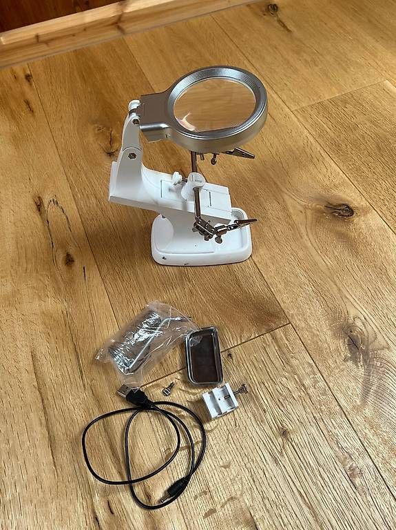 Alle Werkzeuge: 3. Hand / Löthilfe Lupe mit LED USB Beleuchtung – Gebraucht aus Signau von Mage700 2