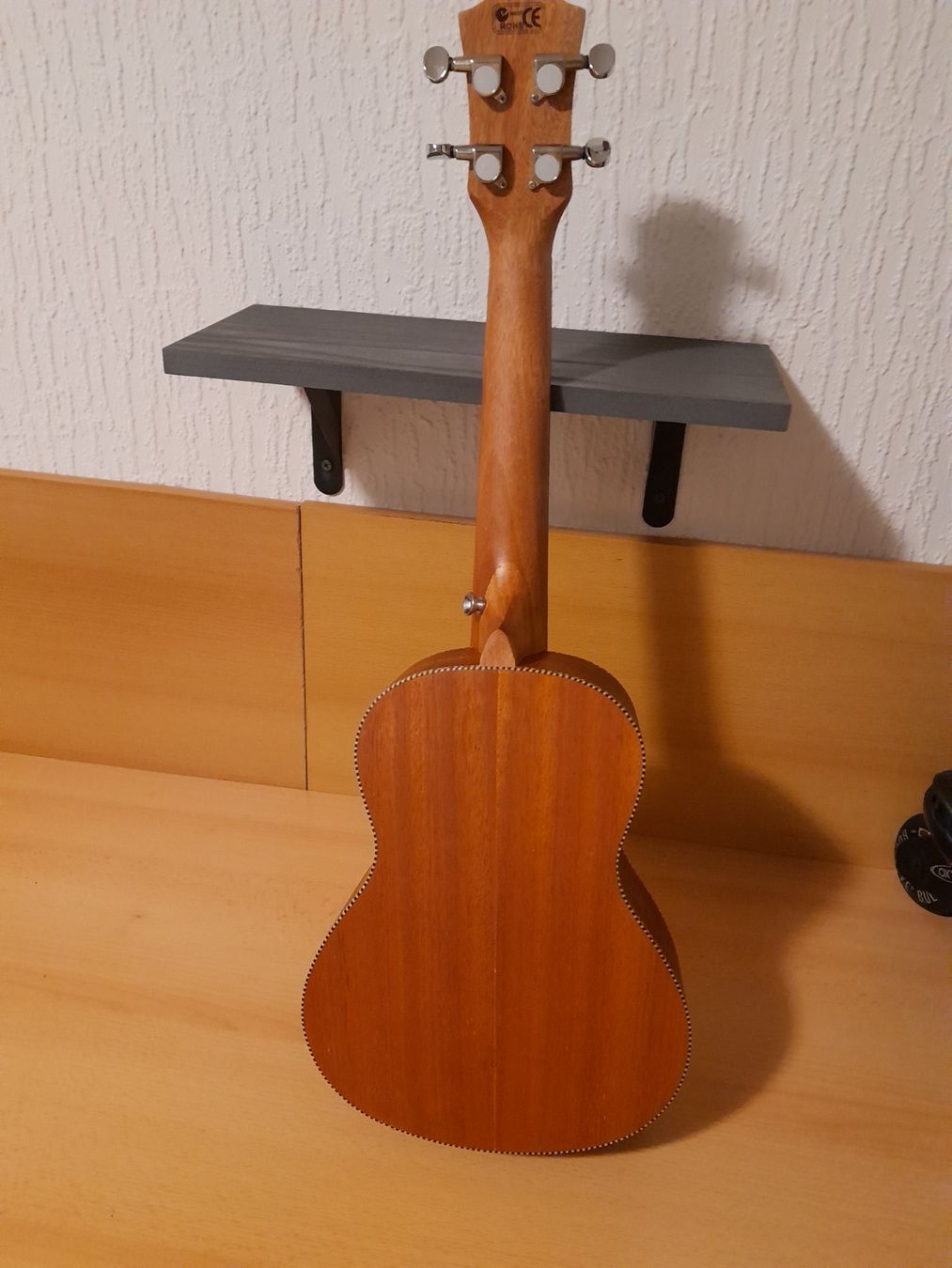 Strumenti musicali: Ukulele Baja mit Dekorationsmotive – Usato da Baar venduto da Luusbuesi 2