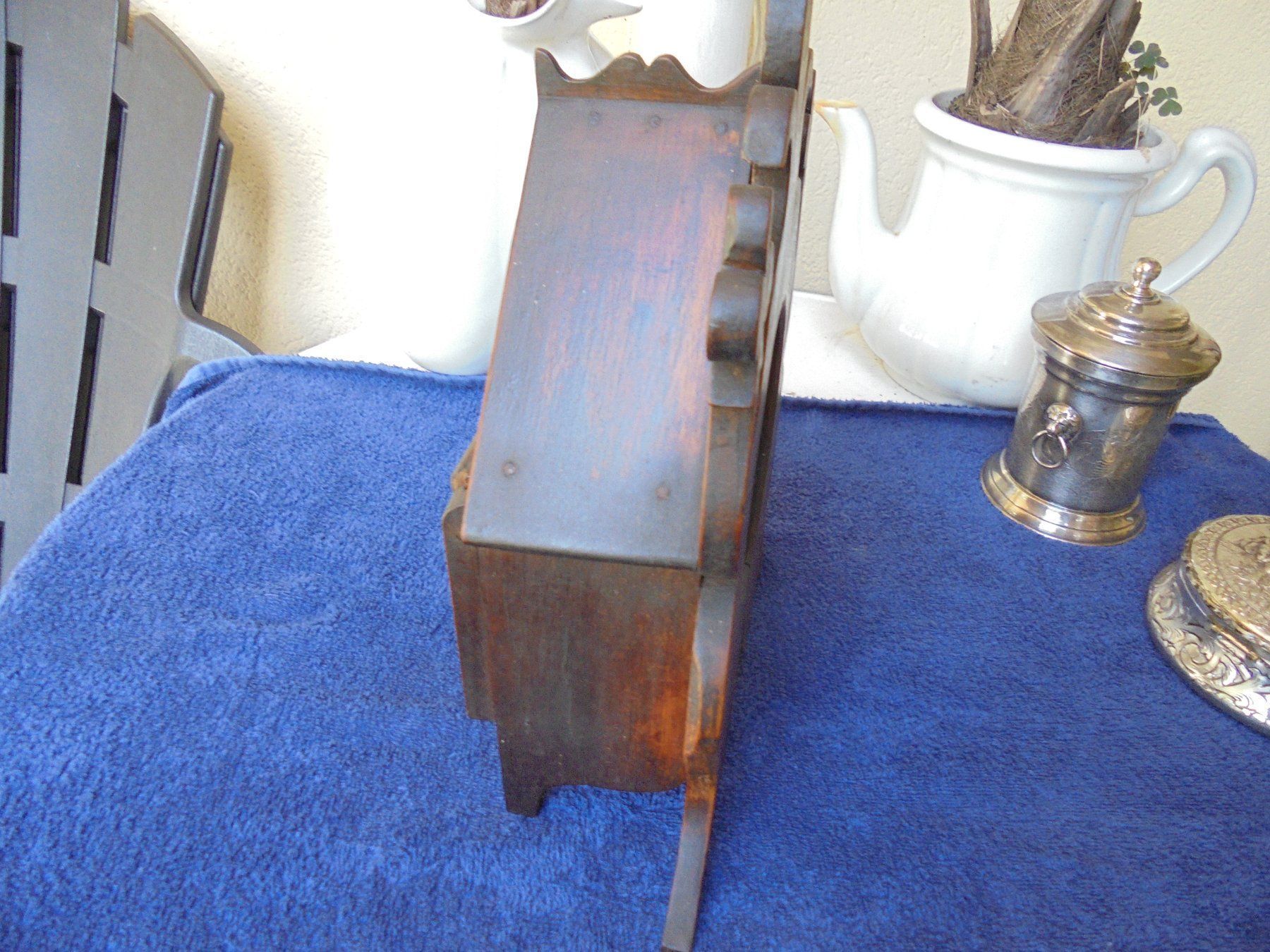 Sveglie: Antiker Wecker mit Holzübergehäuse, ca. 1930 – Usato da Camorino venduto da Hunpete 4