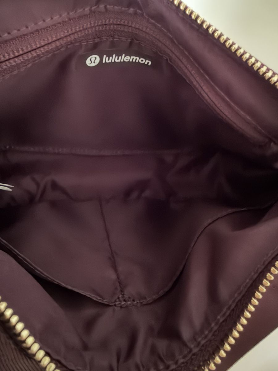 Lululemon Taschen für Damen: Lululemon Tasche | wie neu – Neu (gemäss Beschreibung) aus Zollikofen von liindaaa 2