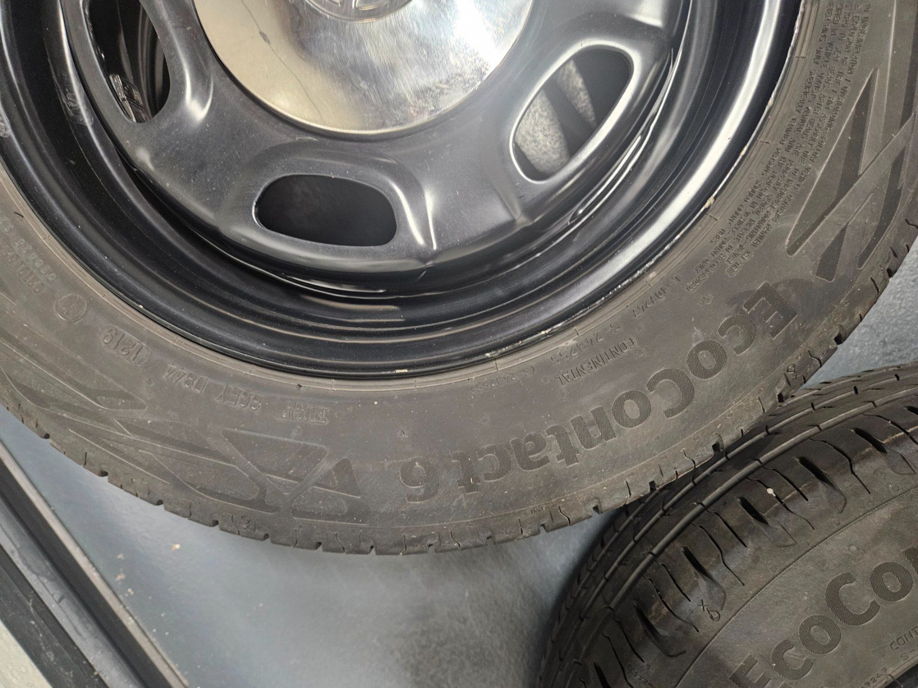 Volkswagen Pneumatici & Ruote complete: 13Zoll VW Komplett-Räder – Usato da Kallnach venduto da Aircooler 8