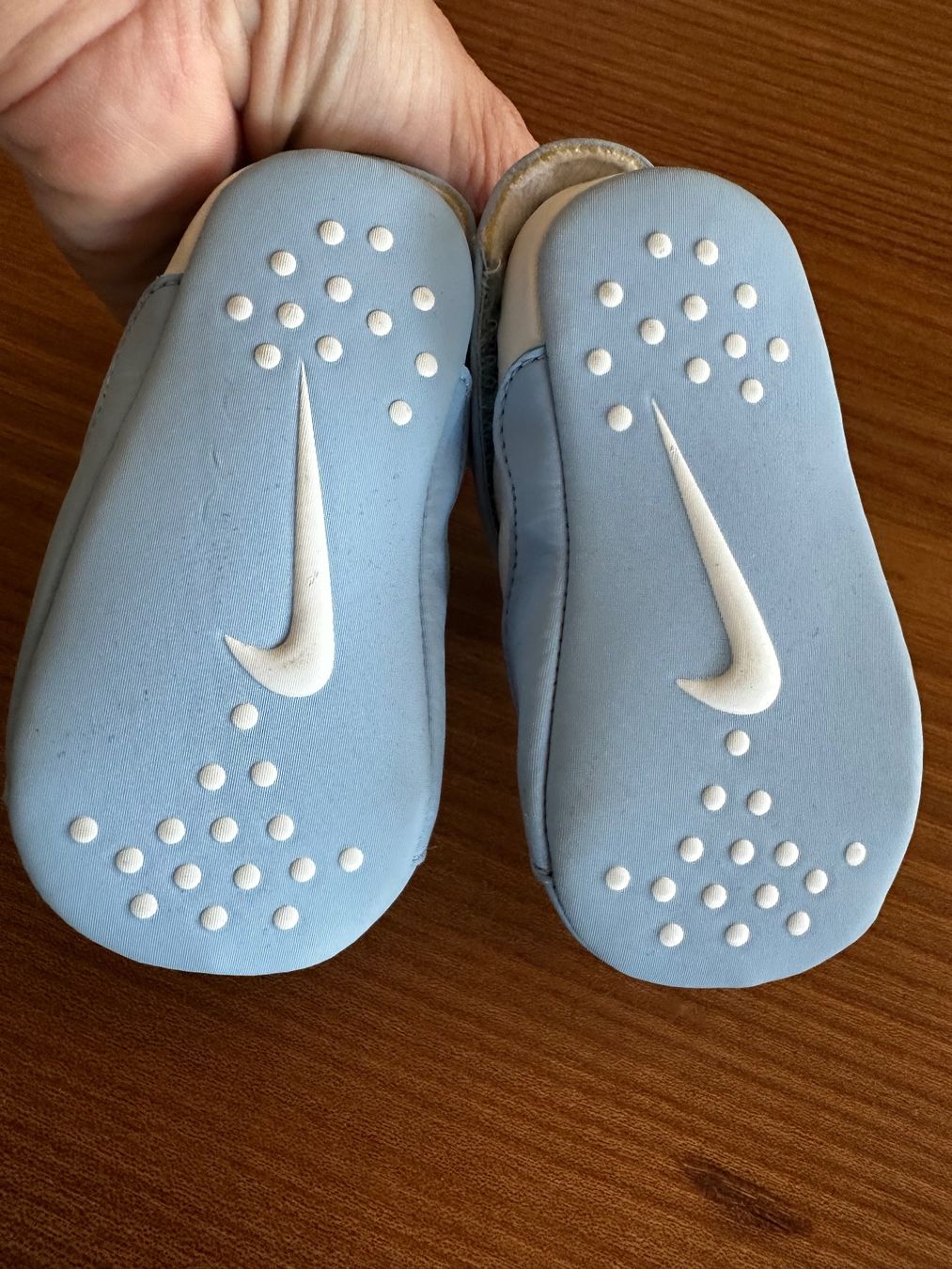 Nike Schuhe für Jungen: Babyschuhe Nike Grösse 17, neu – Neu (gemäss Beschreibung) aus Niederbüren von Hudi_1974 1