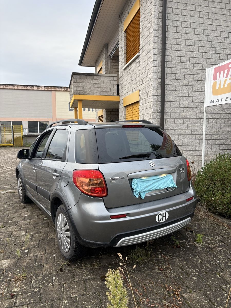 Suzuki Automobili: Suzuki SX4 4x4 – Usato da Wolfwil venduto da W202_Schweiz 2