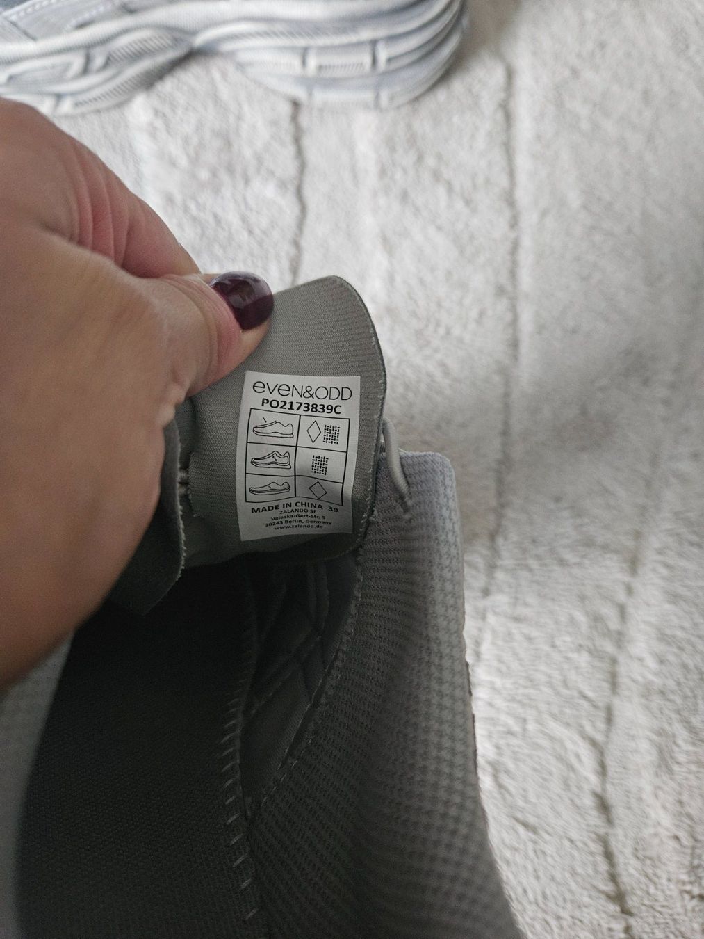 Damenschuhe: Even&Odd Sneaker low/Gr 39/NEU – Neu (gemäss Beschreibung) aus Baar von BlackCat_13 2