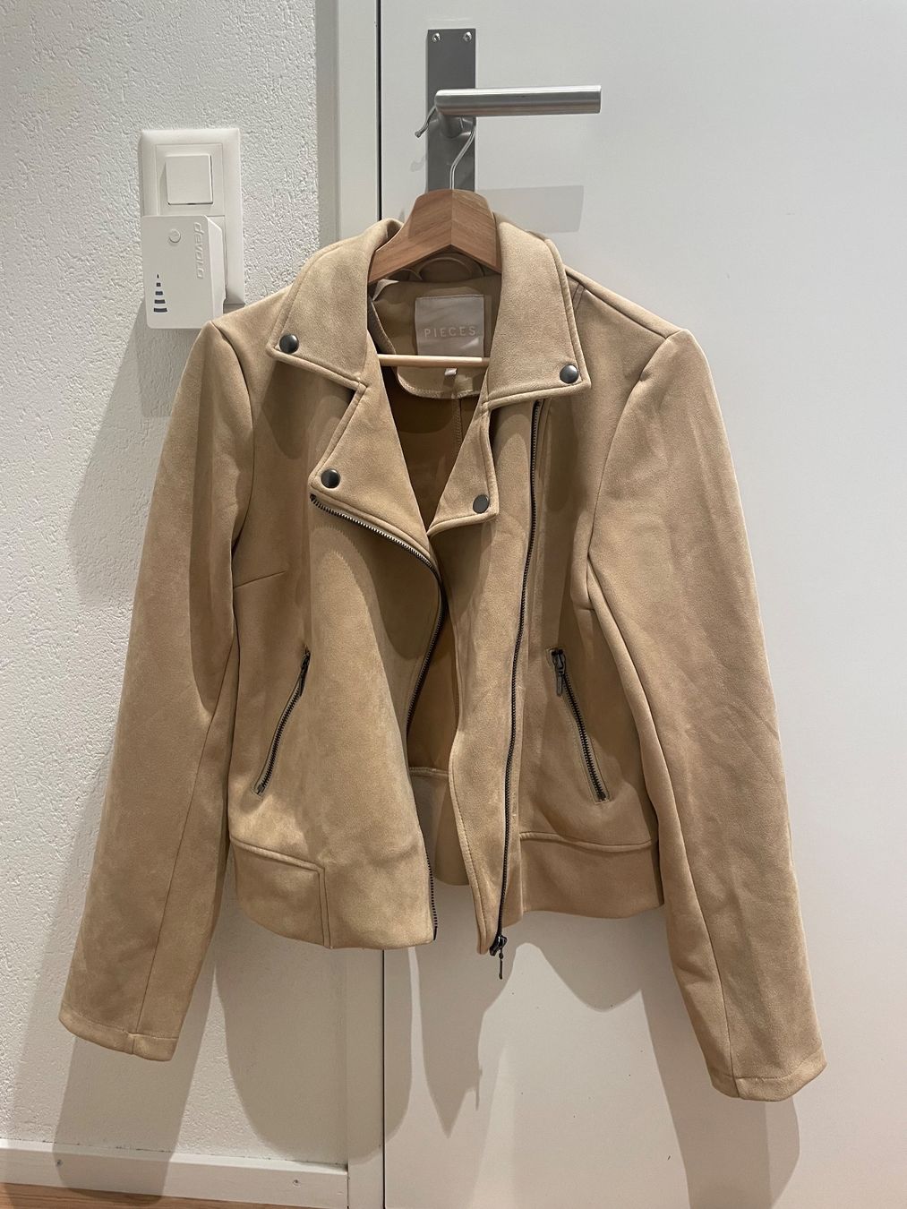 Pieces Giacche: Lederjacke von Pieces – Usato da Oberglatt ZH venduto da nad_xbr6