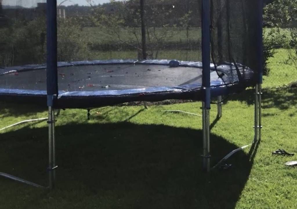 Trampoline: Trampolin Giga Jump 3m – Gebraucht aus Sumiswald von Mosumi 1