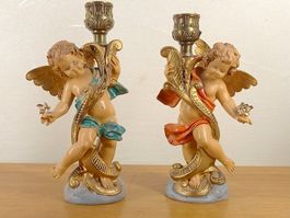 Paire de Bougeoirs (Anges. Matière syntéthiques)