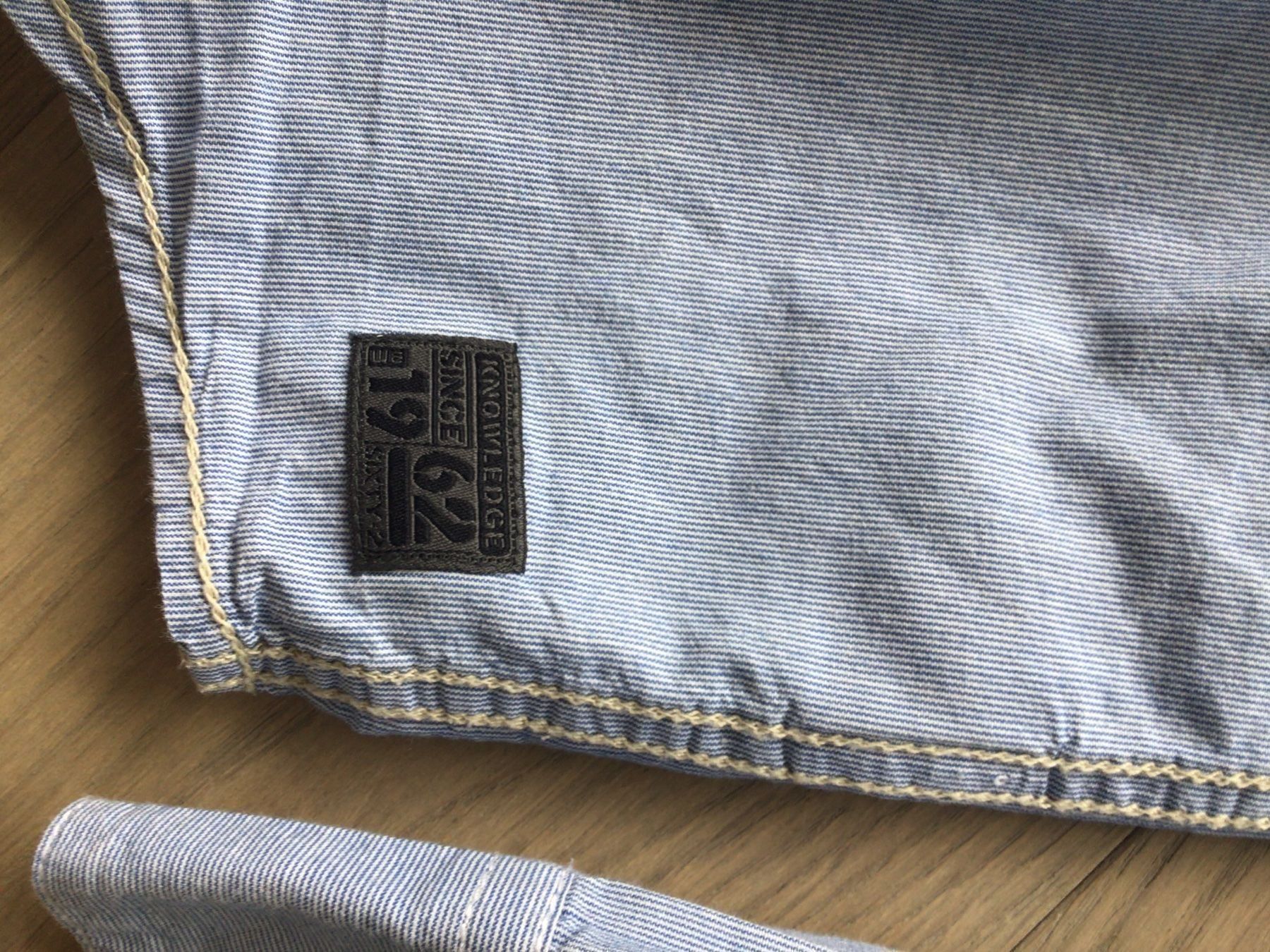 Blusen, T-Shirts & Tops: Bluse WE Grösse 146 – Gebraucht aus Rickenbach SZ von Montagmorgen12 3
