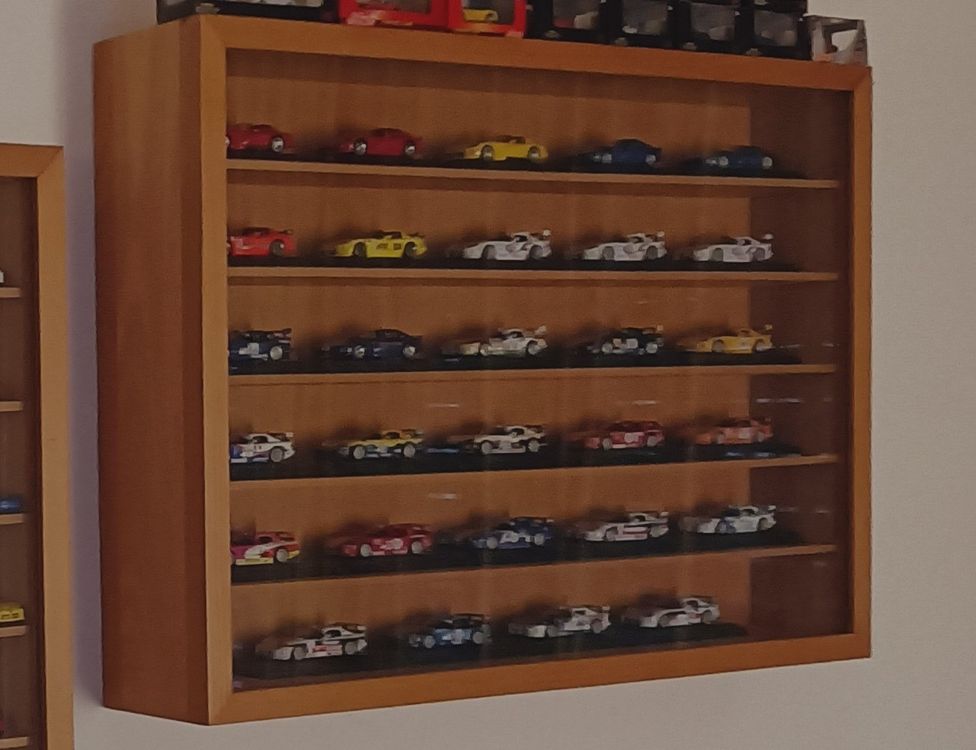 Harilla 1/64 Parkplatz Vitrine - Ausstellungsstand Für Modellautos