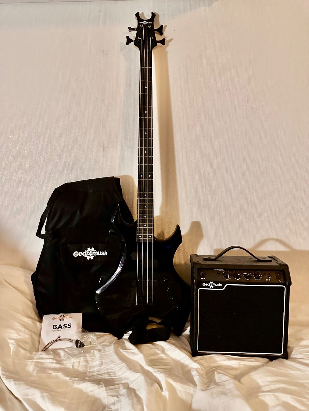 Instruments de musique: PACK Basse Harlem X G4M – D'occasion à Versoix par luc_xlr5