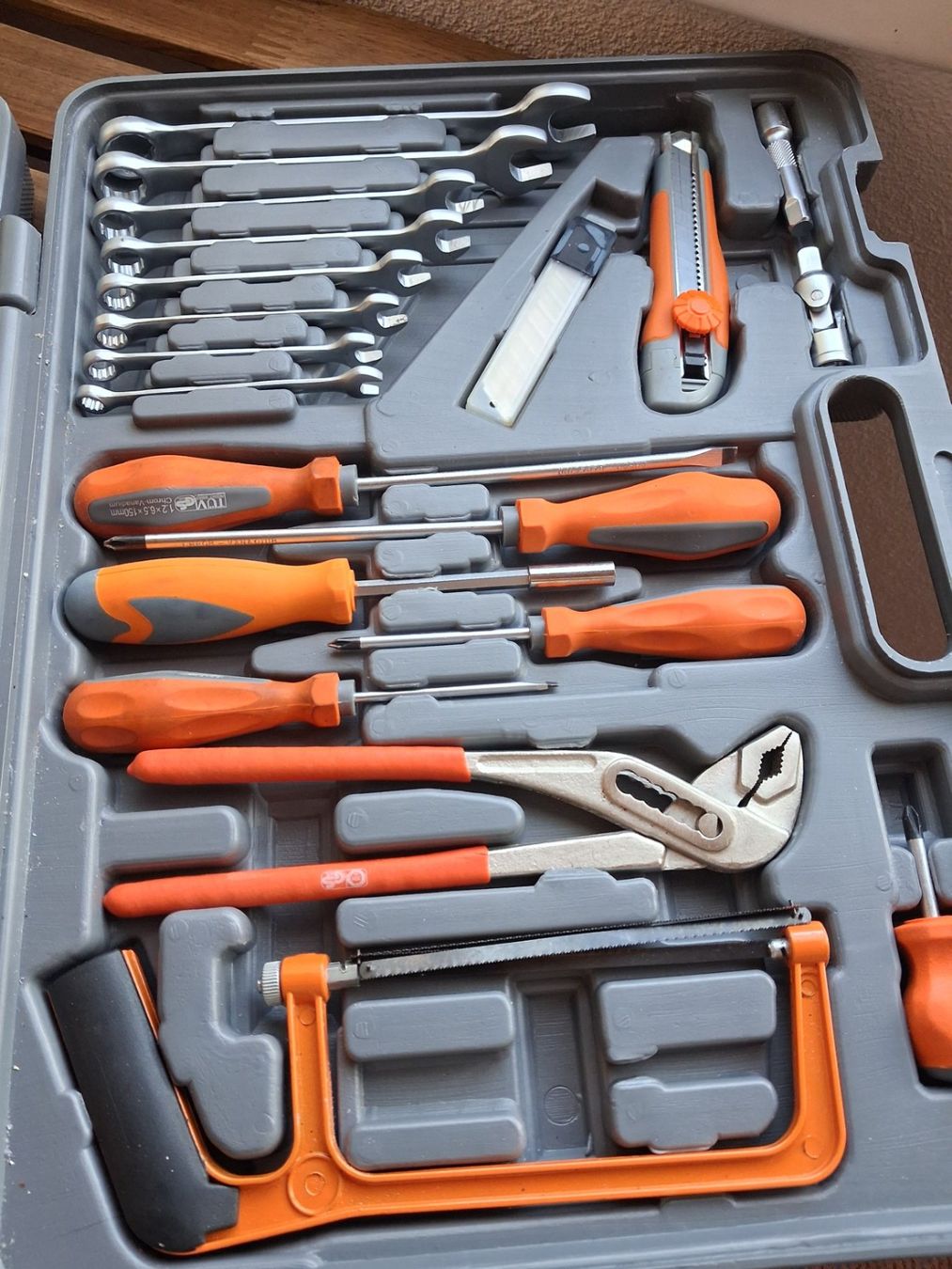 Tutti gli attrezzi: Werkzeugkoffer – Usato da Winterberg ZH venduto da Kashira11 2