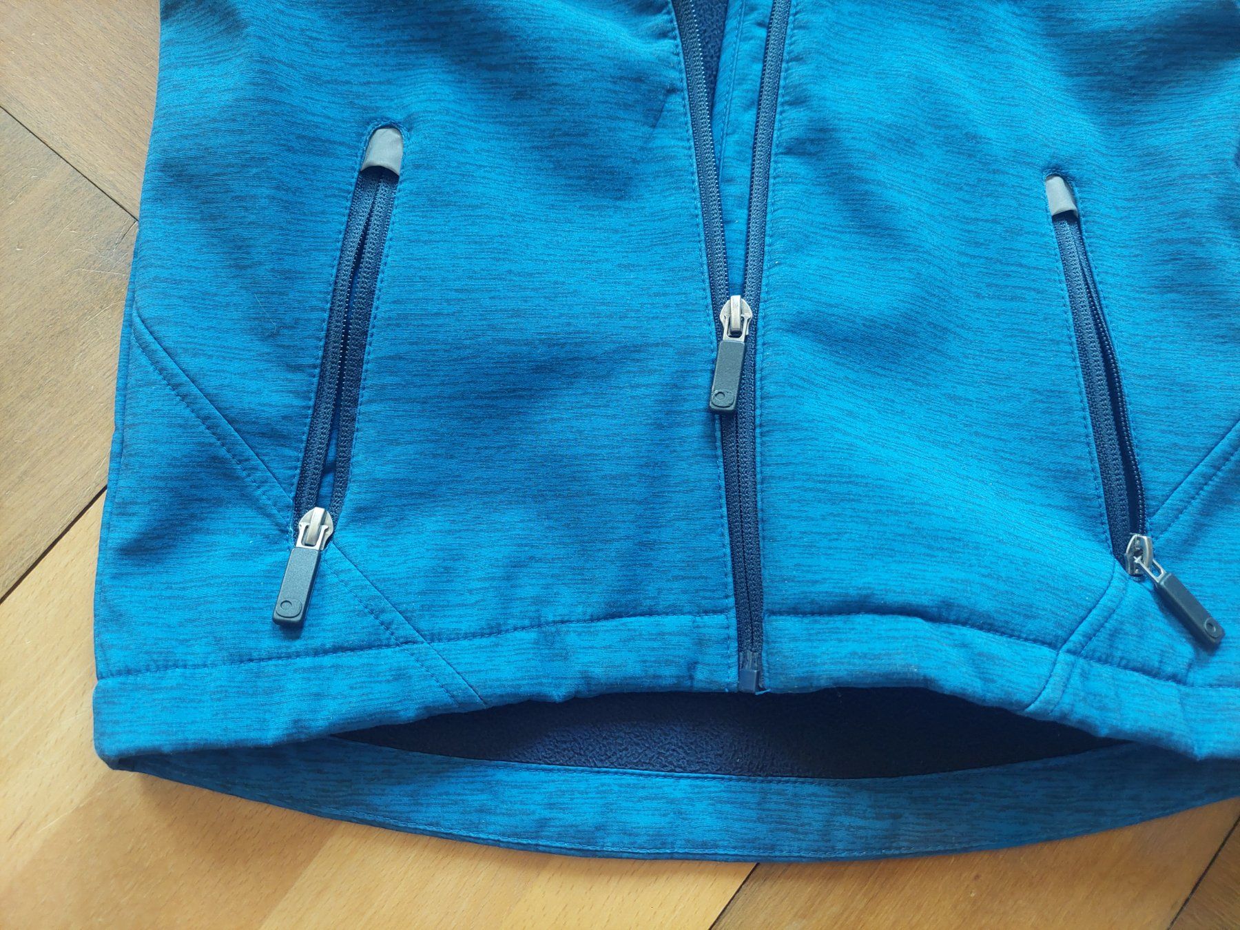 C&A Giacche & Cappotti: Northville (C&A) Softshelljacke Grösse 128 – Usato da Beckenried venduto da Havacola 8