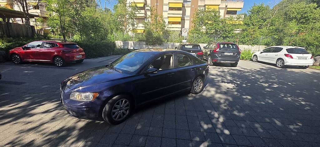 Automobili: Volvo S40 1.8  Zu verkaufen – Usato da Lyss venduto da mos_y8dm 3