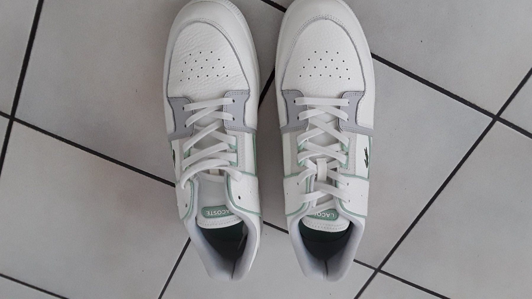 Herrenschuhe: Neu lacoste Schuhe sneakers gr 45 – Neu und originalverpackt aus Dagmersellen von L.Ga. 3