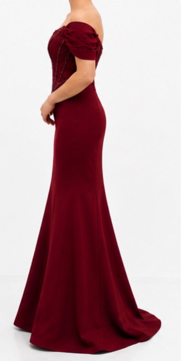 Vestiti: Bordrotes Abendkleid, schulterfrei, – Nuovo (secondo la descrizione) da Schwerzenbach venduto da hus_7y2z 2