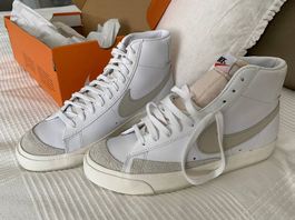 NEU Nike Schuhe Gr. 43 
