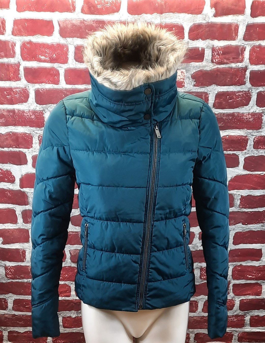 C&A Jacken: C&A Clockhouse Winterjacke Damen Blau Gr.36 – Neu (gemäss Beschreibung) aus Seuzach von VT-Collections2 1