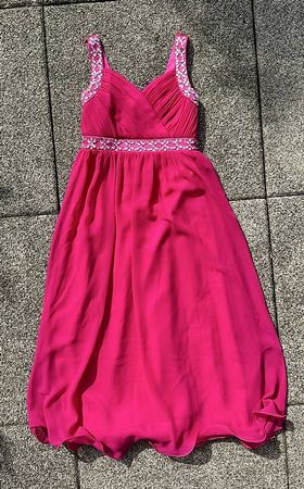 Festliches Kleid für Mädchen