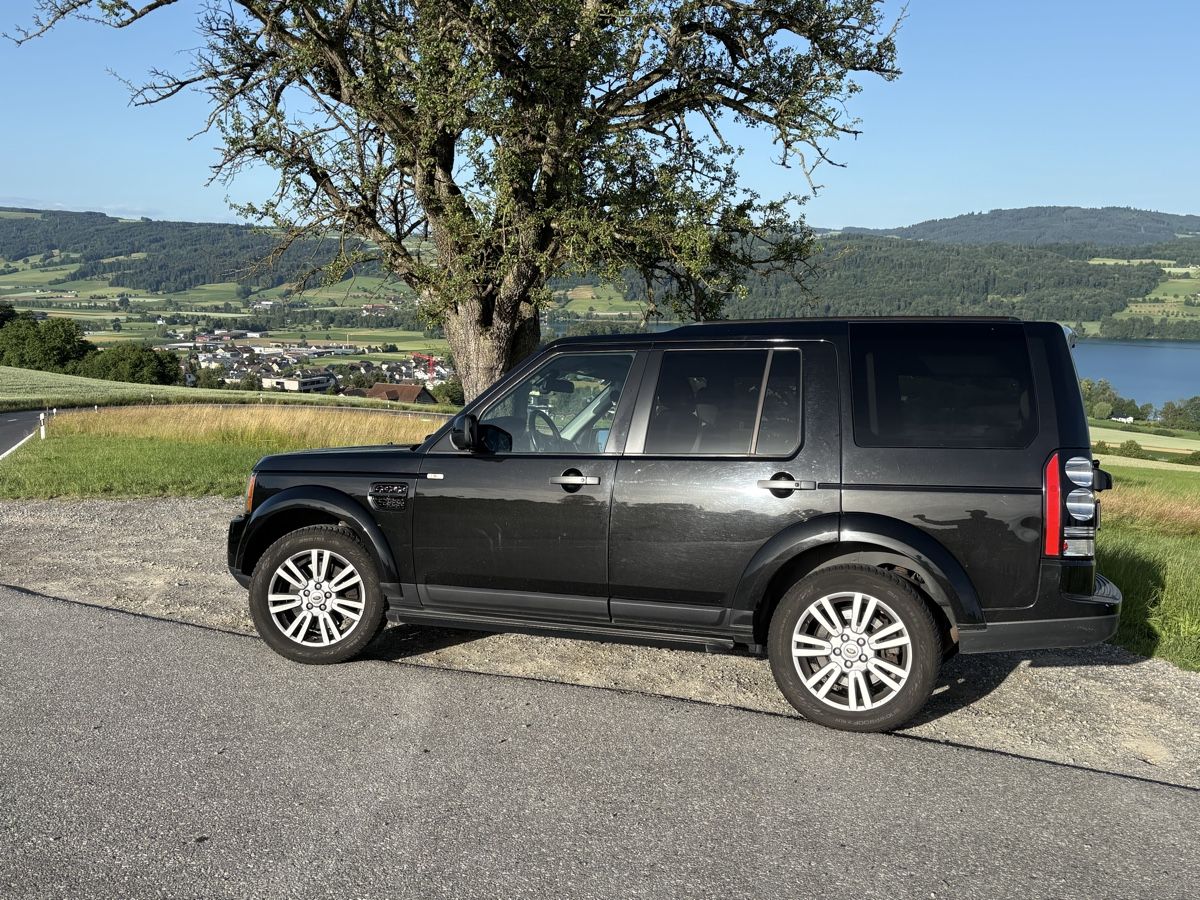 Land Rover Autos: Black Land Rover Discovery 4 3LTD – Gebraucht aus Aesch LU von Analog557 1