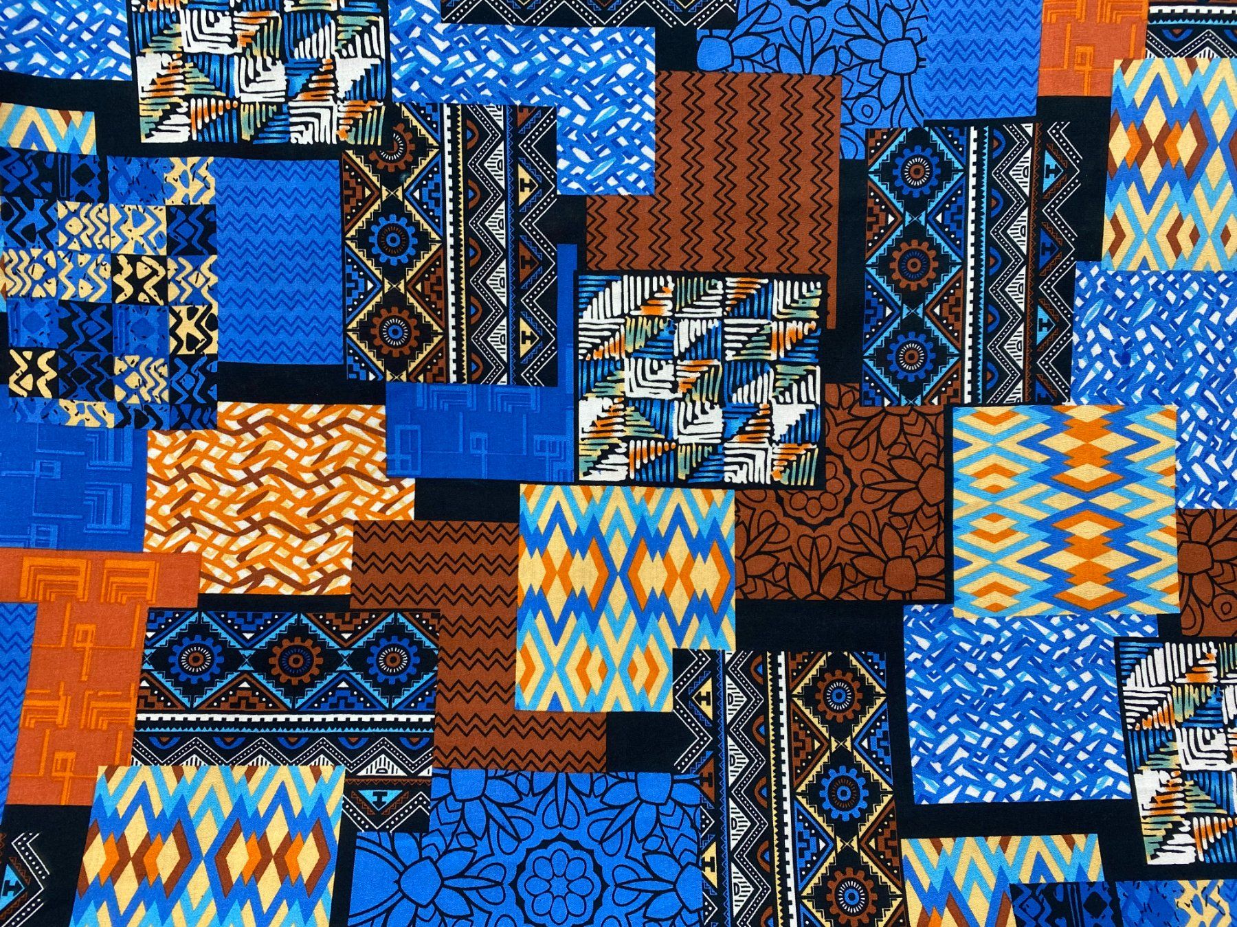 Tessuti: Tissu viscose imprimé patchwork – Nuovo e nell'imballaggio originale da Préverenges venduto da mam_629h
