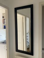 Miroir noir rectangulaire