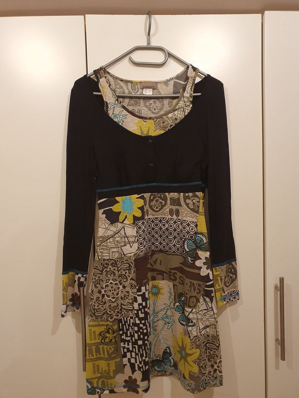 Desigual Kleider: Kleid Gr. 36 schwarz / bunt, Print – Gebraucht aus Heinrichswil von sabi2809